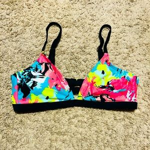 Xhilaration Floral Bikini Top